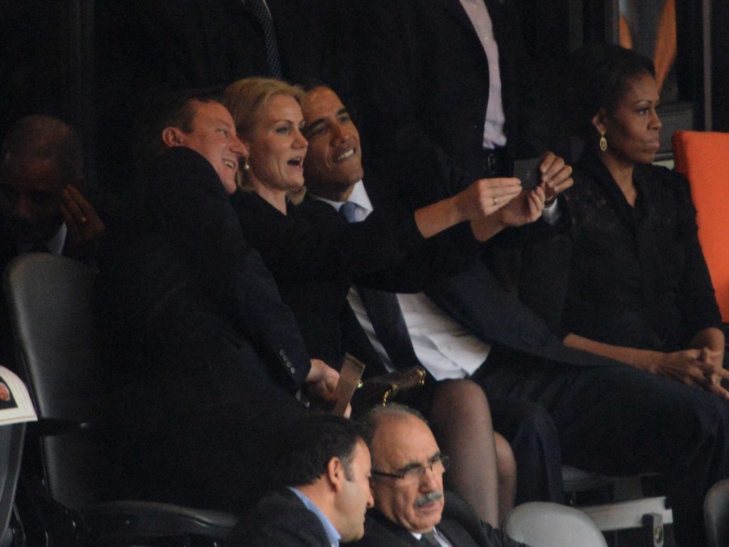 selfie Obama