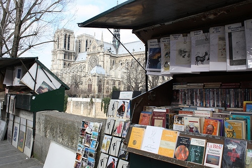 Sorteos Online Paseo literario por París con Vargas Llosa
