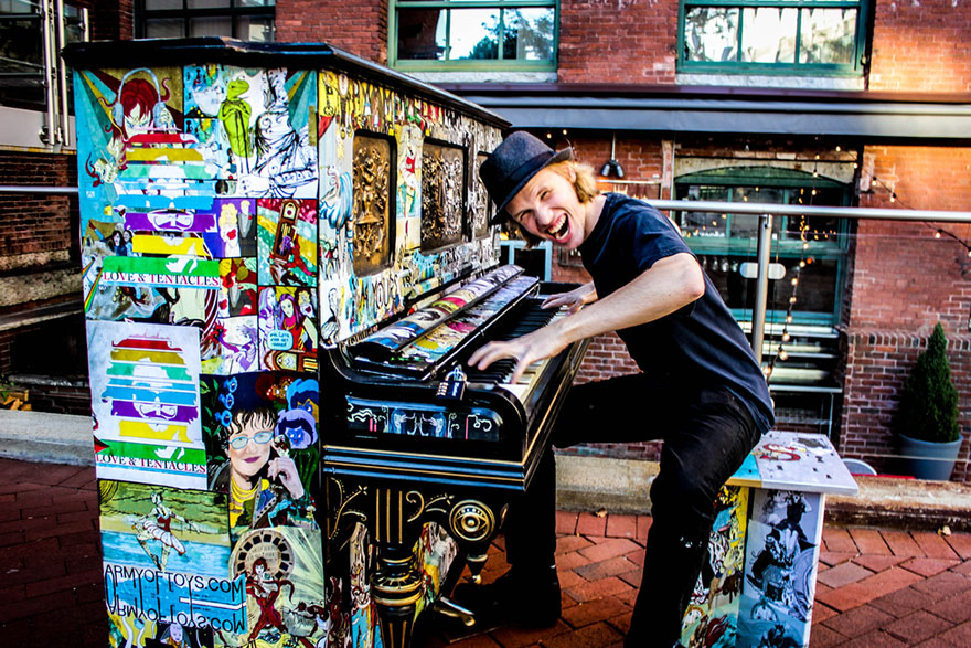 street-pianos-play-me-im-yours-project-cambridge__880