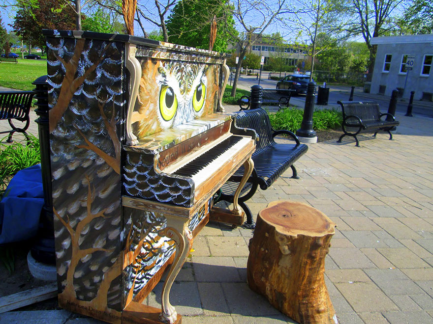 street-pianos-play-me-im-yours-project-cobourg__880