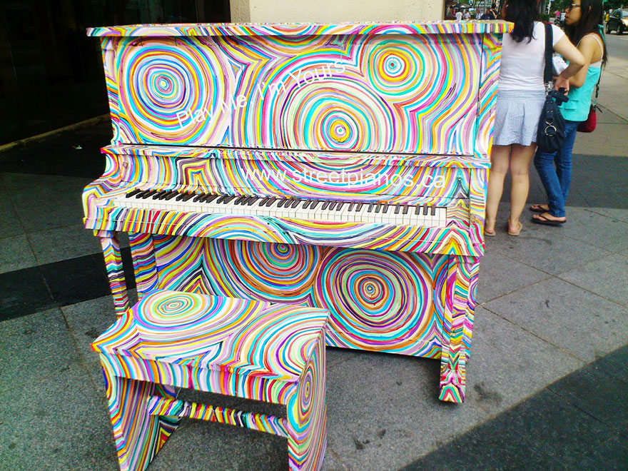 street-pianos-play-me-im-yours-project-toronto-canada__880