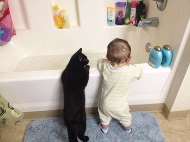 kids-with-cats-9__605